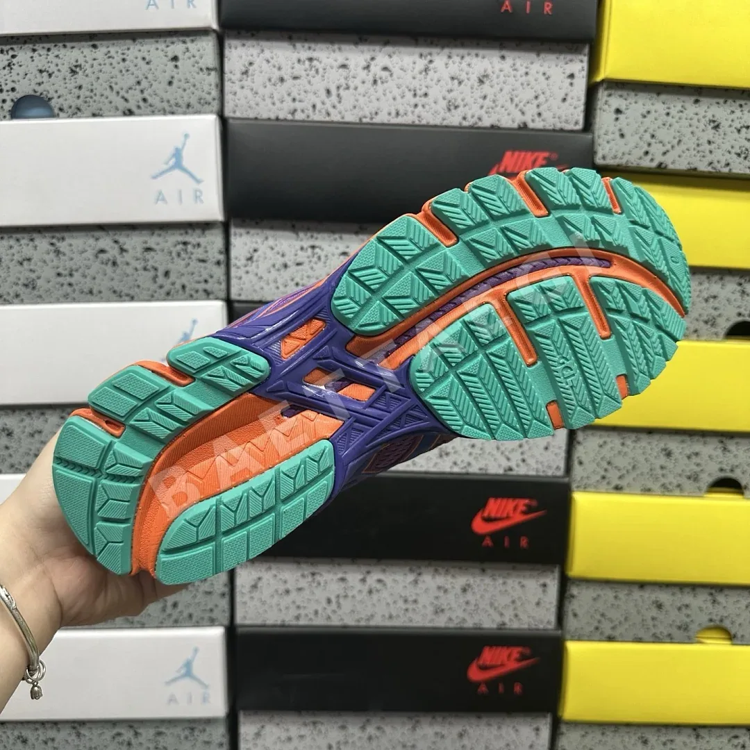 아식스 [KO] 1203A456-500 200432 Asics UB9-S Gel-Kayano 20 Kiko Kostadinov Dark 상세 이미지 7
