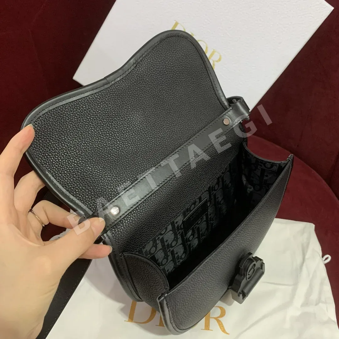 디올 보비 가방 상세 이미지 8