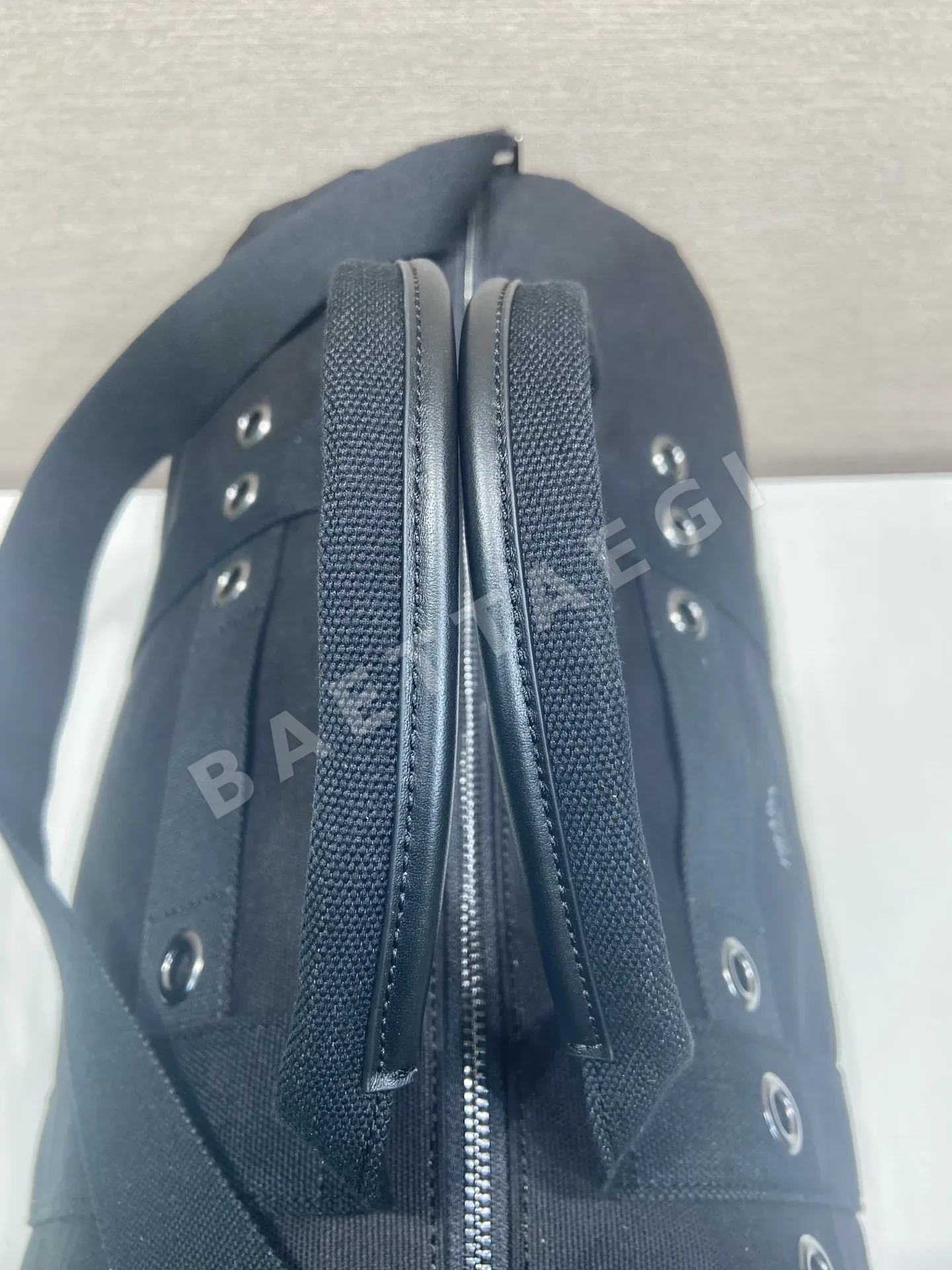 프라다 컴팩트 숄더백 2VC056 상세 이미지 7
