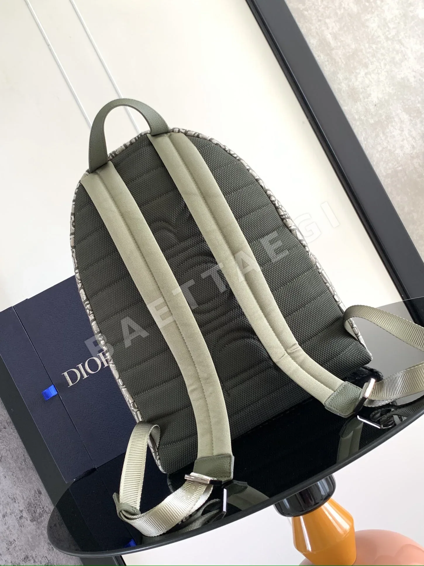 디올 라이더 백팩 상세 이미지 3