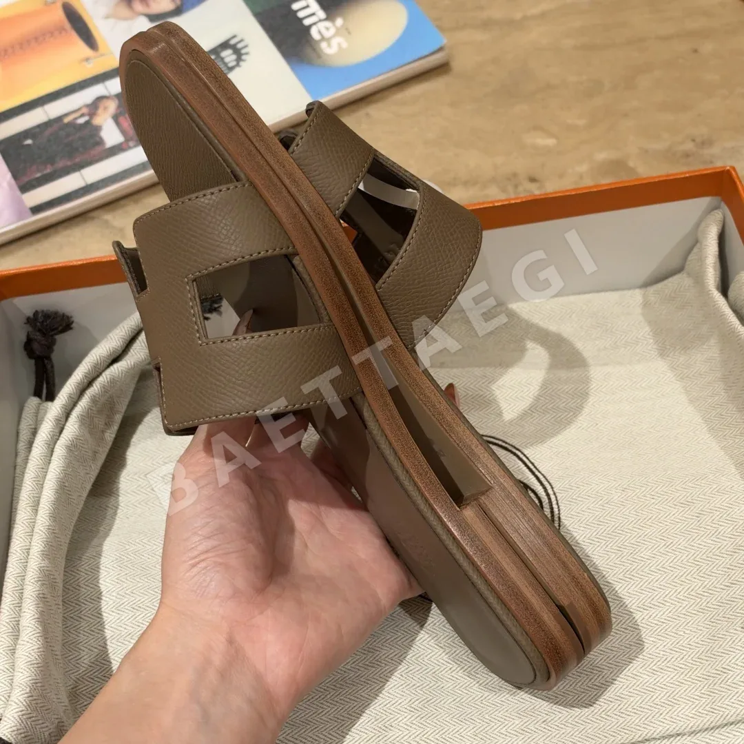 에르메스 오란 샌들 카프스킨 클래식 H 컷아웃 상세 이미지 7