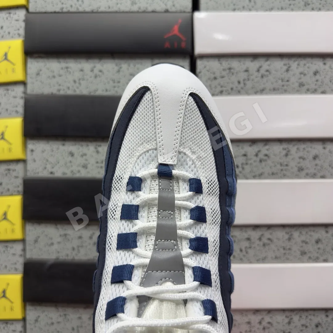나이키 [KZ2.0] 에어 맥스 95 IH7855-100 201799 Nike Air Max 95 Big Bubble Slate 상세 이미지 8