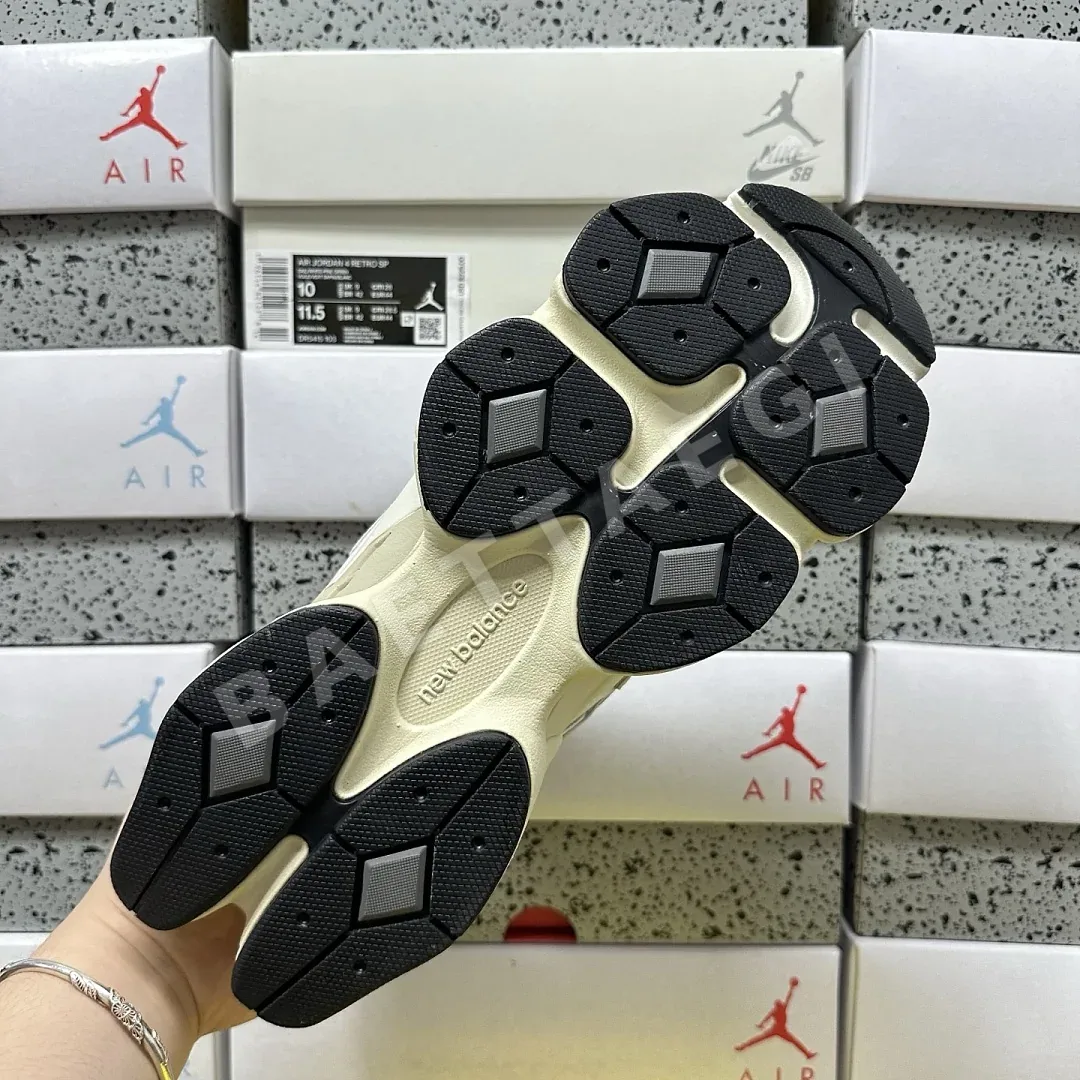 뉴발란스 [C] 9060 U9060AGA 202201 New Balance 9060 상세 이미지 9