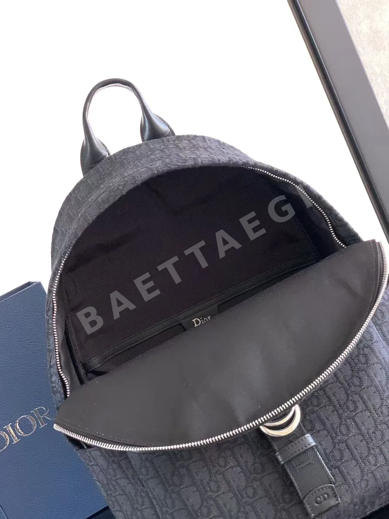 디올 젯 백팩 상세 이미지 8