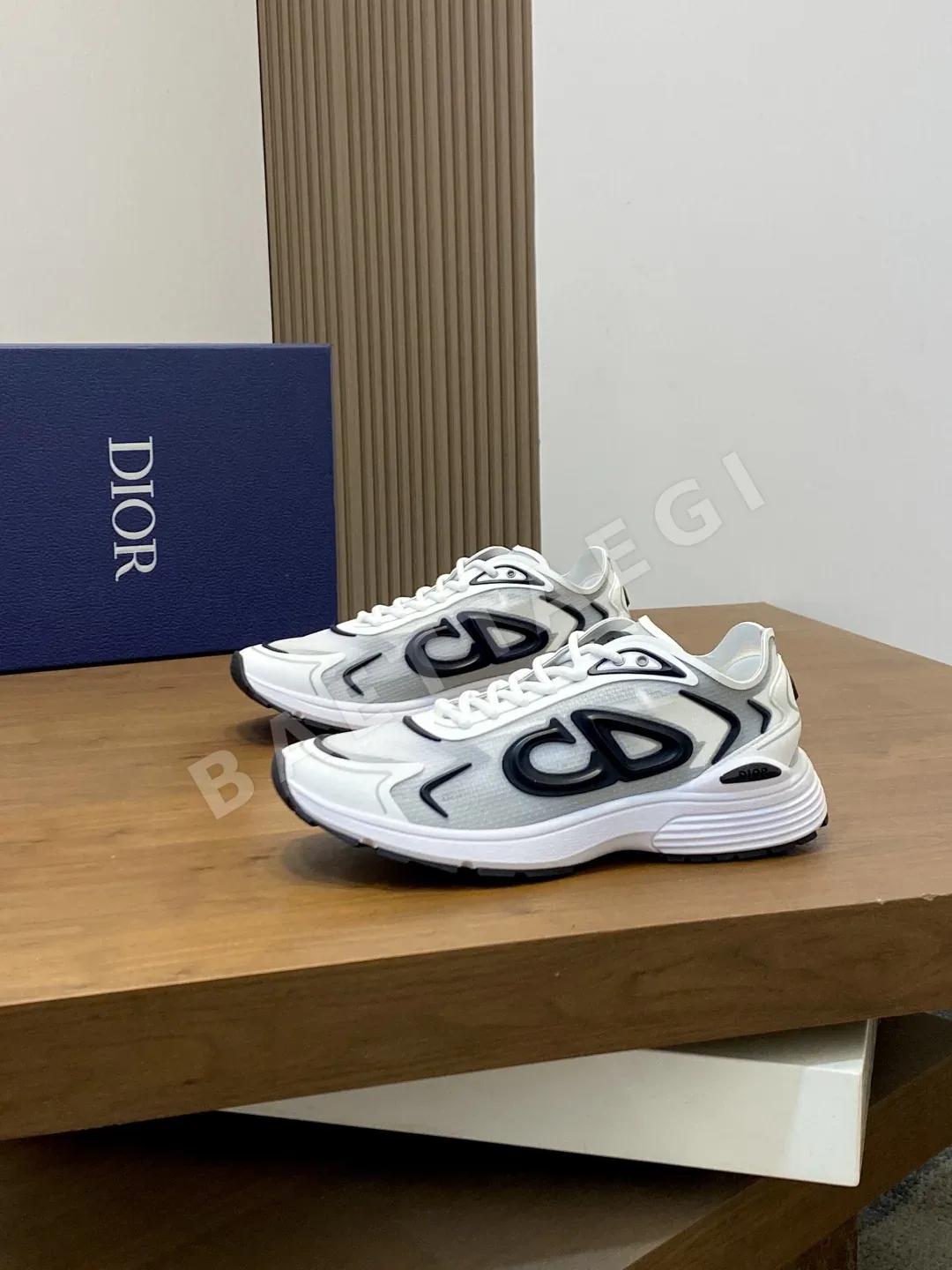디올 B30 스니커즈 블루 나일론 CD30 로고 상세 이미지 3