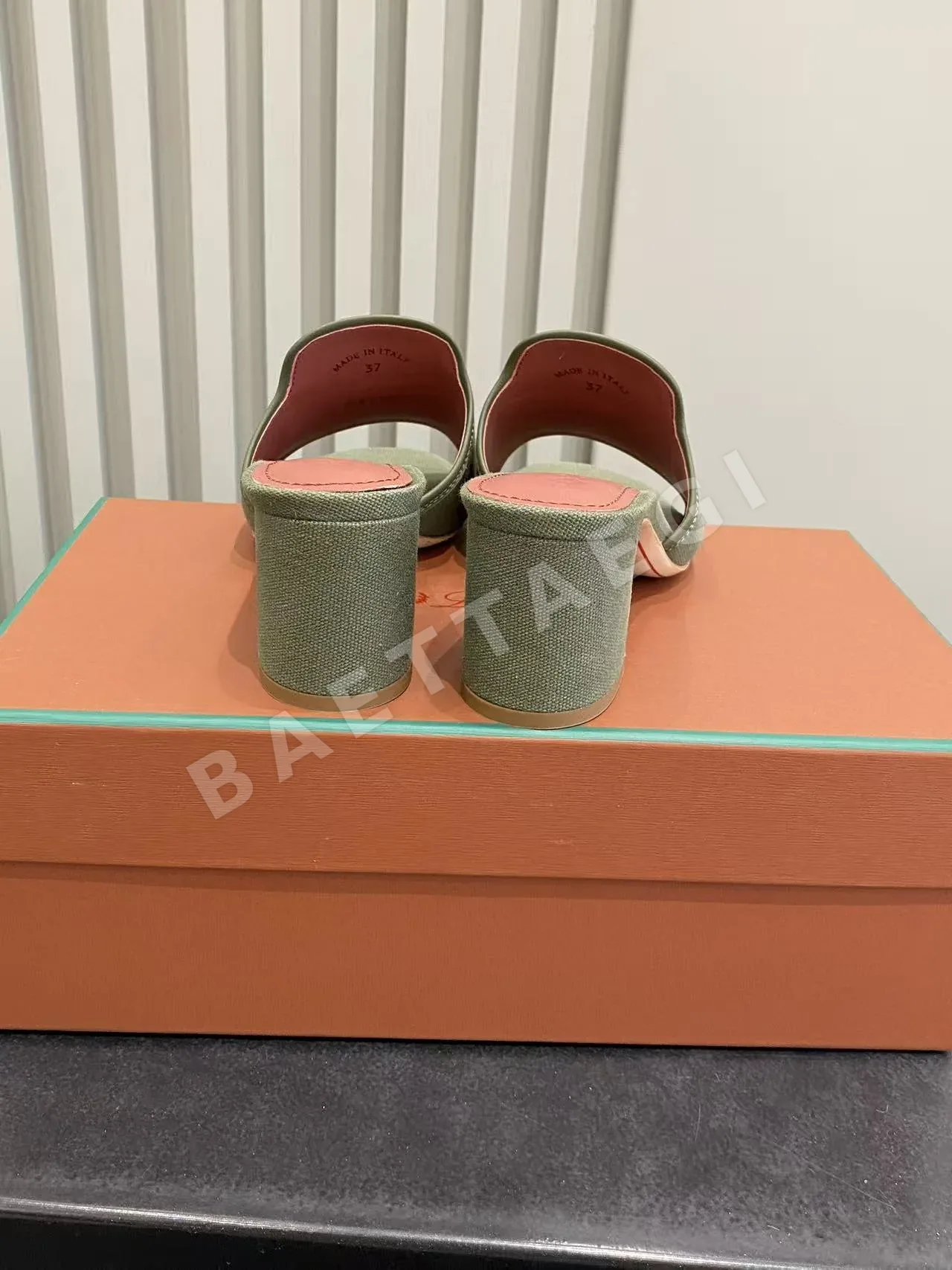 로로피아나 린넨 어퍼 청키 힐 뮬 상세 이미지 8