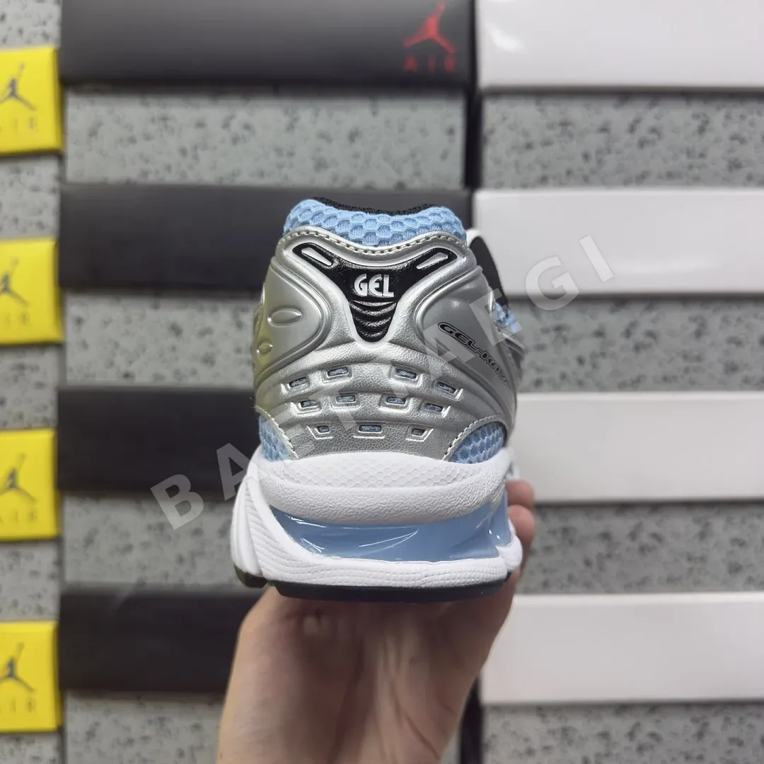아식스 [ZC] 젤 카야노 14 1203A537-400 200457 Asics Gel Kayano 14 Arctic Sky Pure Silver 상세 이미지 8