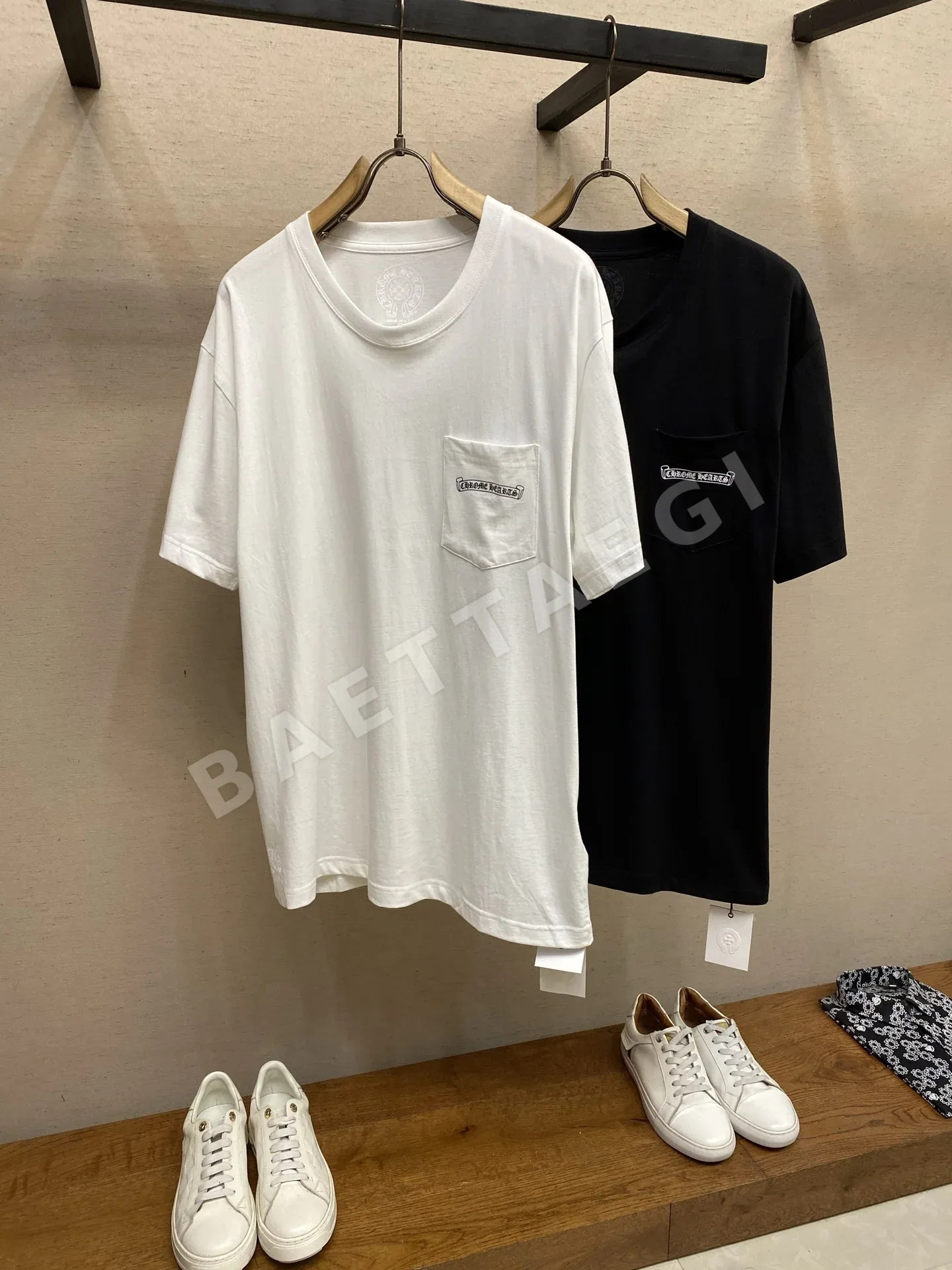 크롬하츠 남성 프린트 반팔 티셔츠 상세 이미지 3