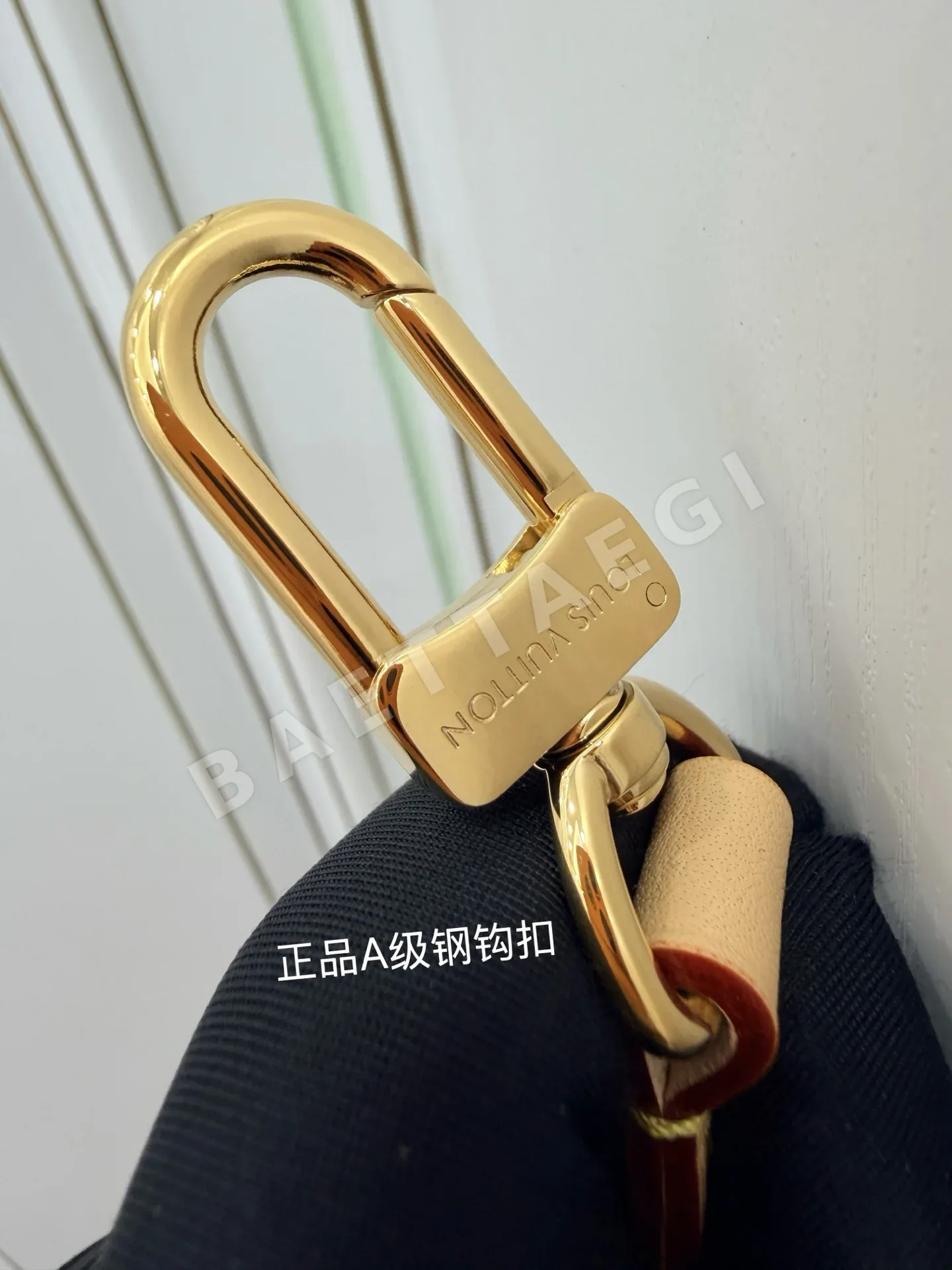 루이비통 다이아몬드 패턴 가방 M27825 상세 이미지 7