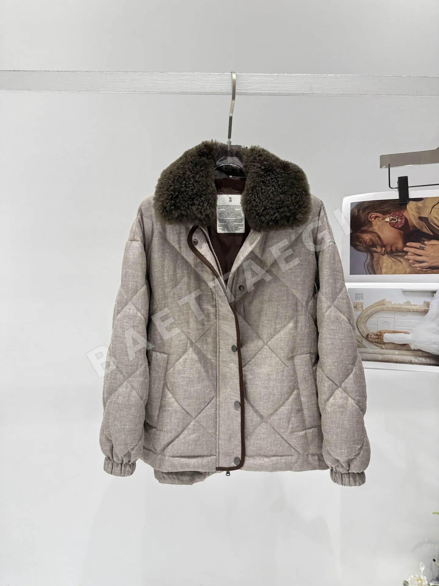 브루넬로쿠치넬리 오트쿠튀르 공방(Métiers d'Art) 컬렉션 패딩 상세 이미지 2