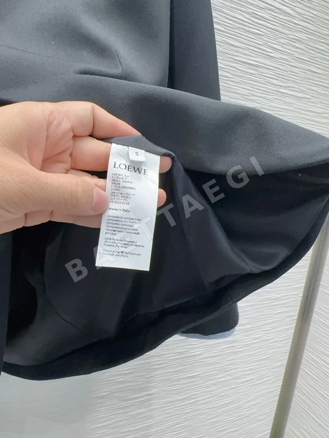 로에베 심플 디자인한 여성 자켓 상세 이미지 9
