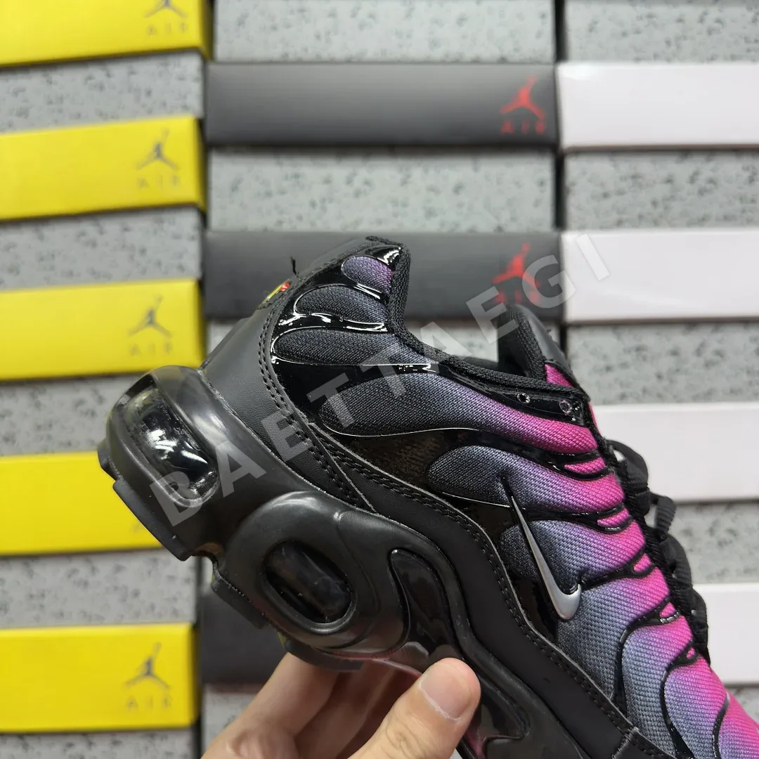 나이키 [BD] 에어 맥스 플러스 FJ5481-010 201841 Nike Air Max Plus Black Pink 상세 이미지 9