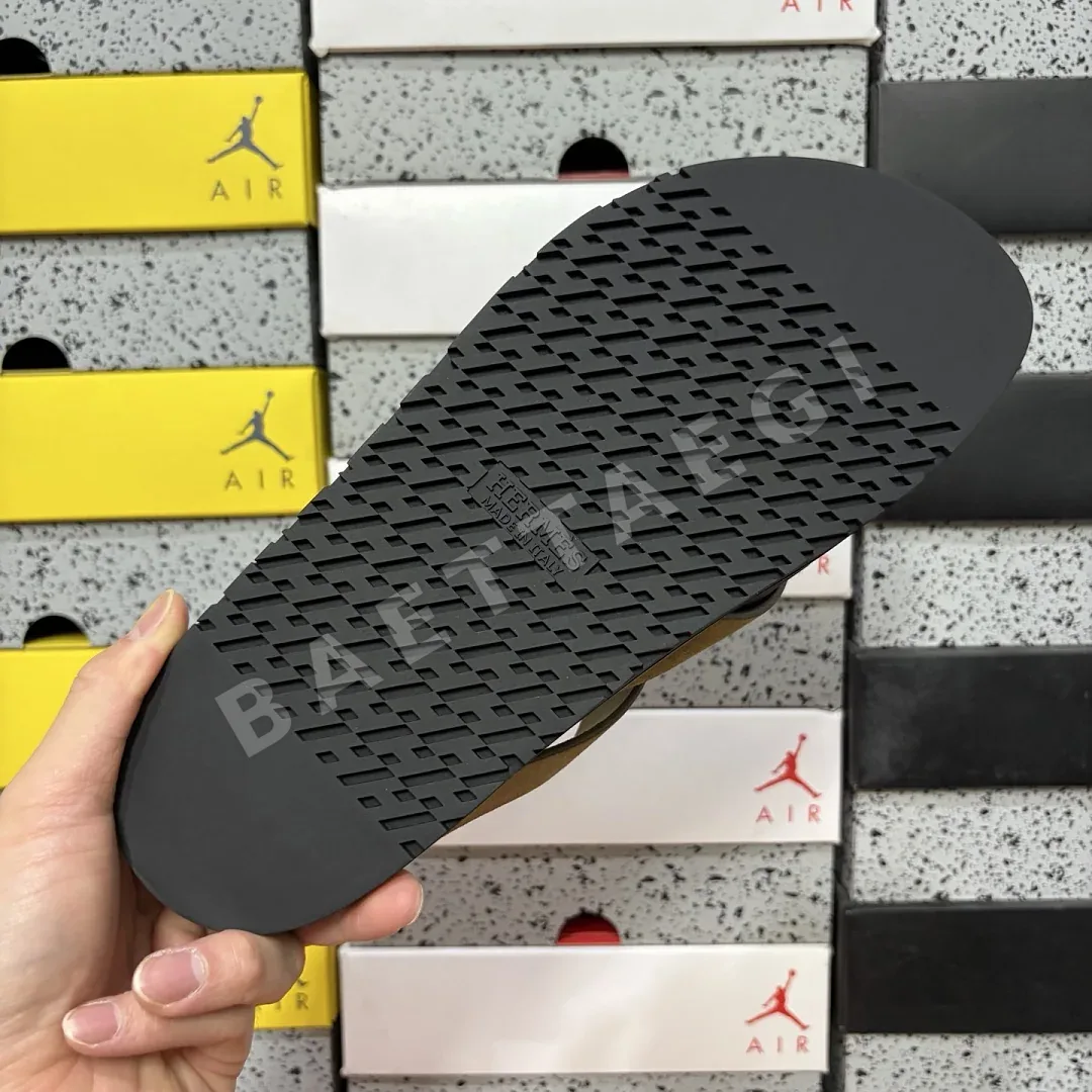 에르메스 [YX] 블랙 브라운 205759 Hermes Chypre Sandal 상세 이미지 8