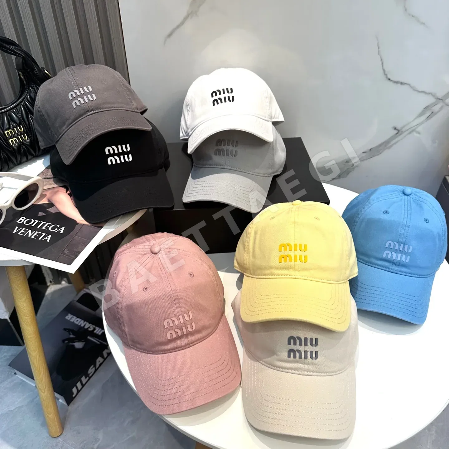 미우미우 베이스볼 캡 상세 이미지 9
