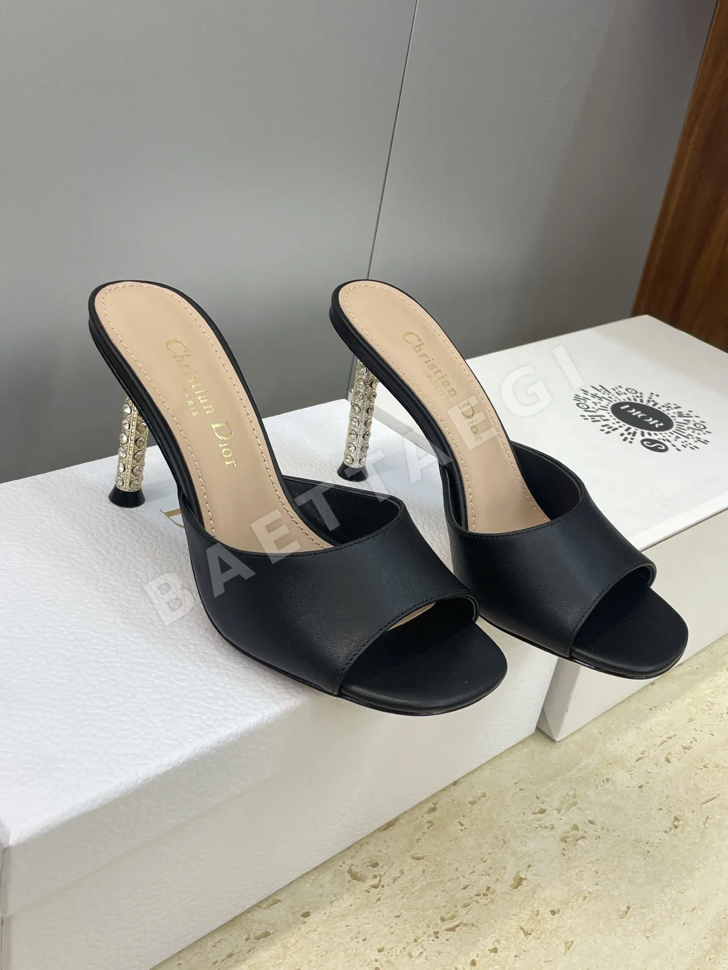 디올 라인스톤 스틸레토 오픈토 샌들 여성 신발 104980