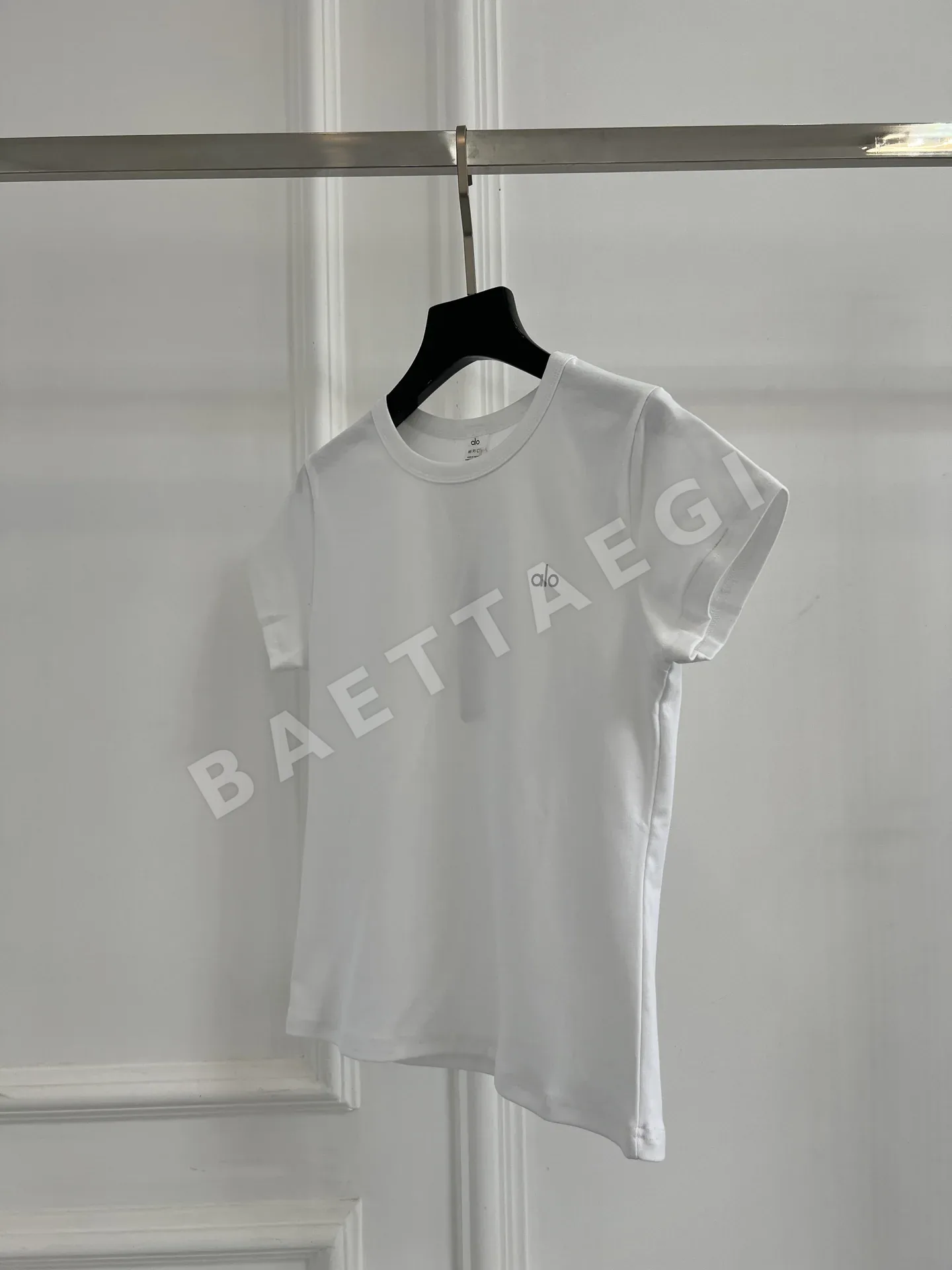 알로 여성 허리 핏 코튼 스판 반팔 티셔츠 상세 이미지 2