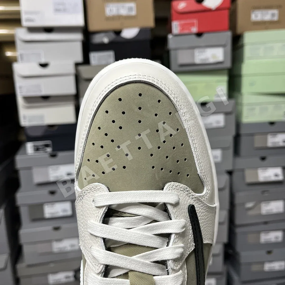 나이키 [FK] FZ3124-200 201834 Nike Travis Scott Neutral Olive 6.0 상세 이미지 4
