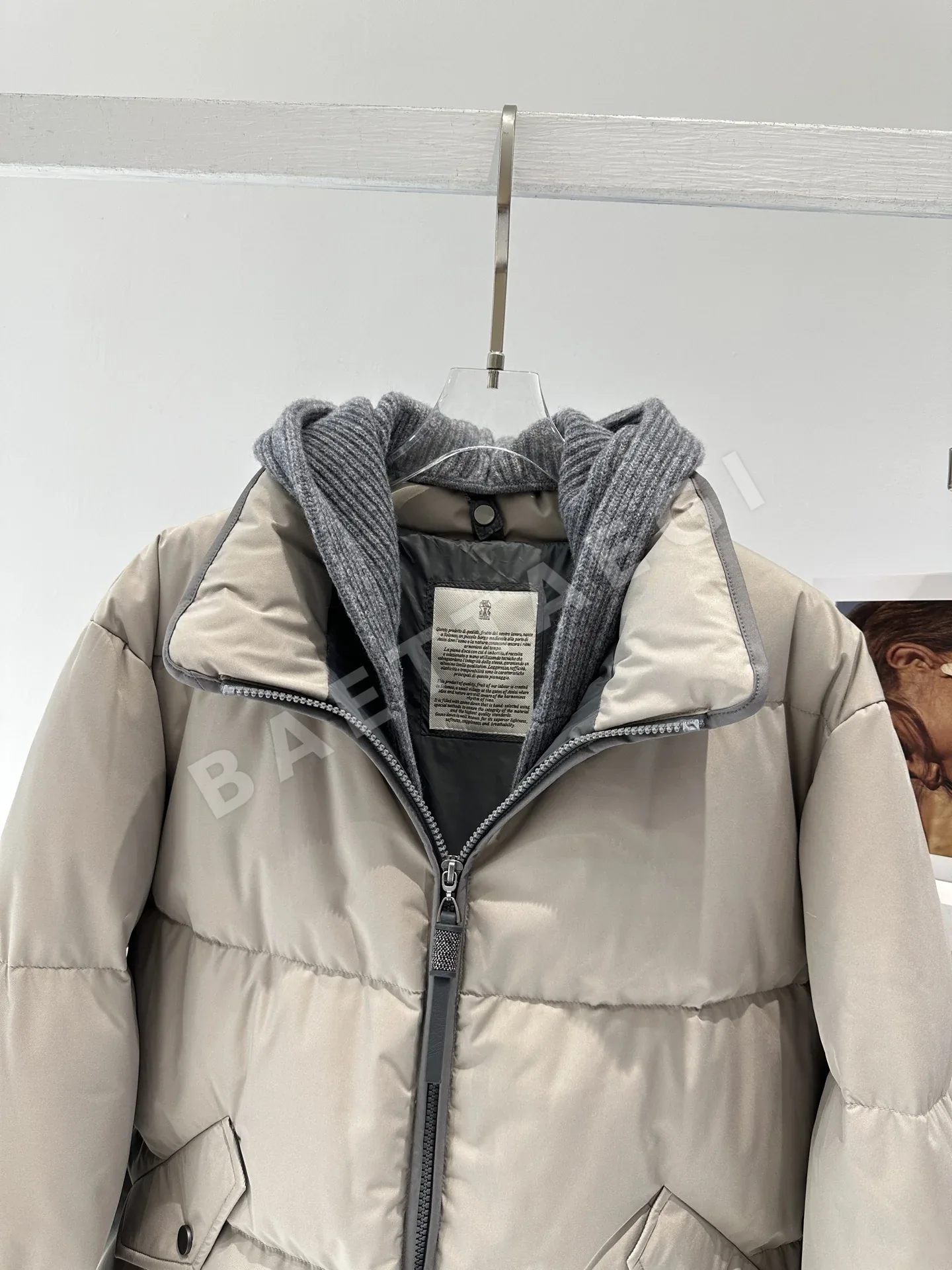 브루넬로쿠치넬리 오트쿠튀르 공방(Métiers d'Art) 컬렉션 패딩 상세 이미지 3