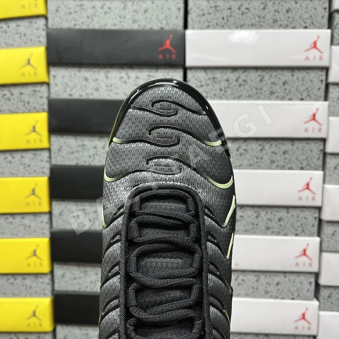 나이키 [DF] 에어 맥스 플러스 DM0032-035 201678 Nike Air Max Plus Iron Gray Light Liquid 상세 이미지 7