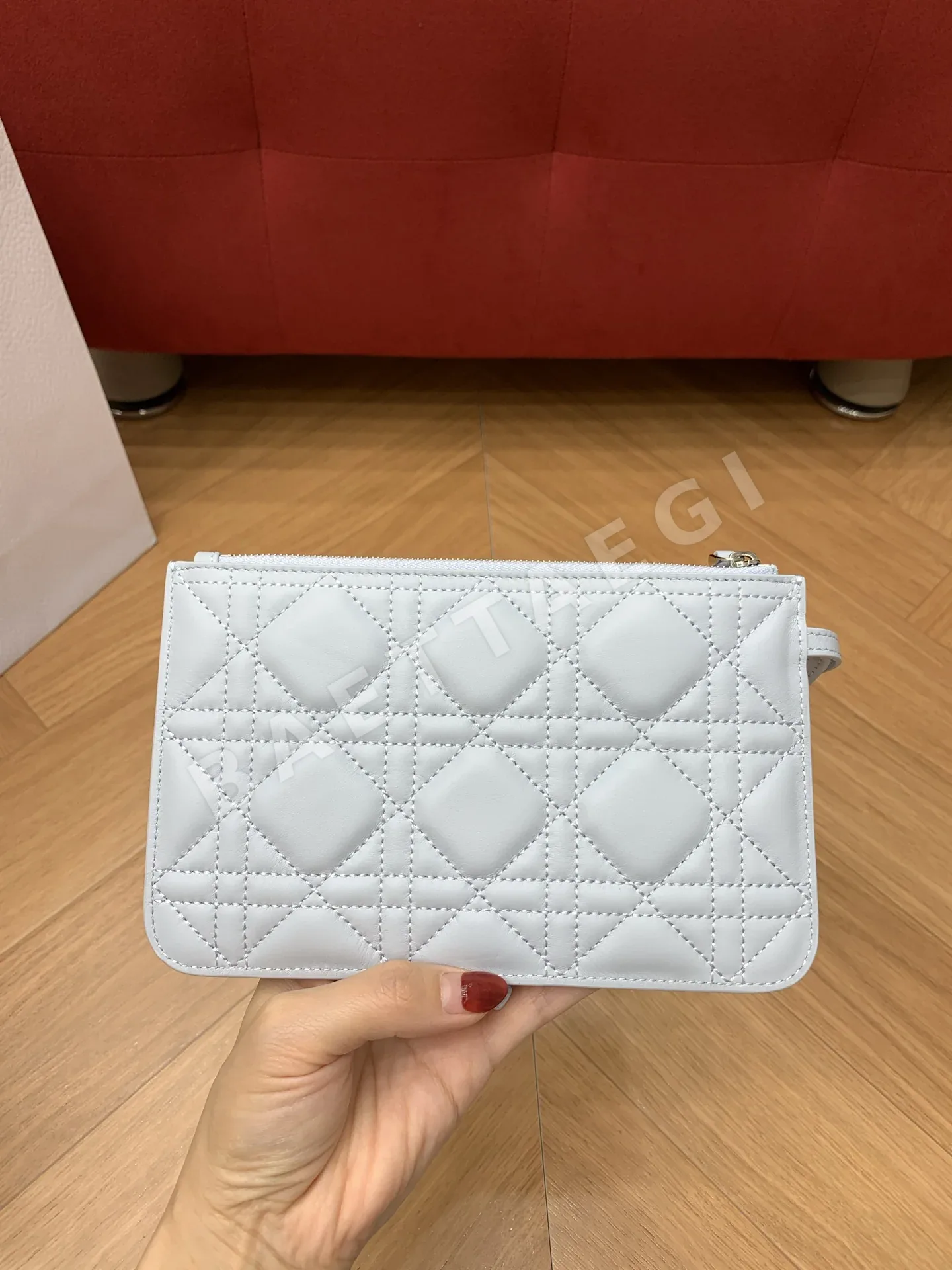 디올 뚜주흐 스몰 그레셔 블루 가방 상세 이미지 3
