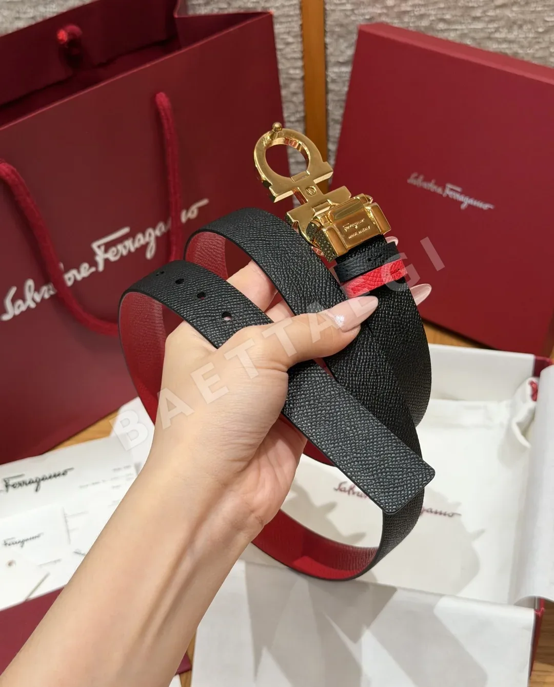 페레가모 JD280 필라 25mm 간치니 여성 가죽 벨트 상세 이미지 4