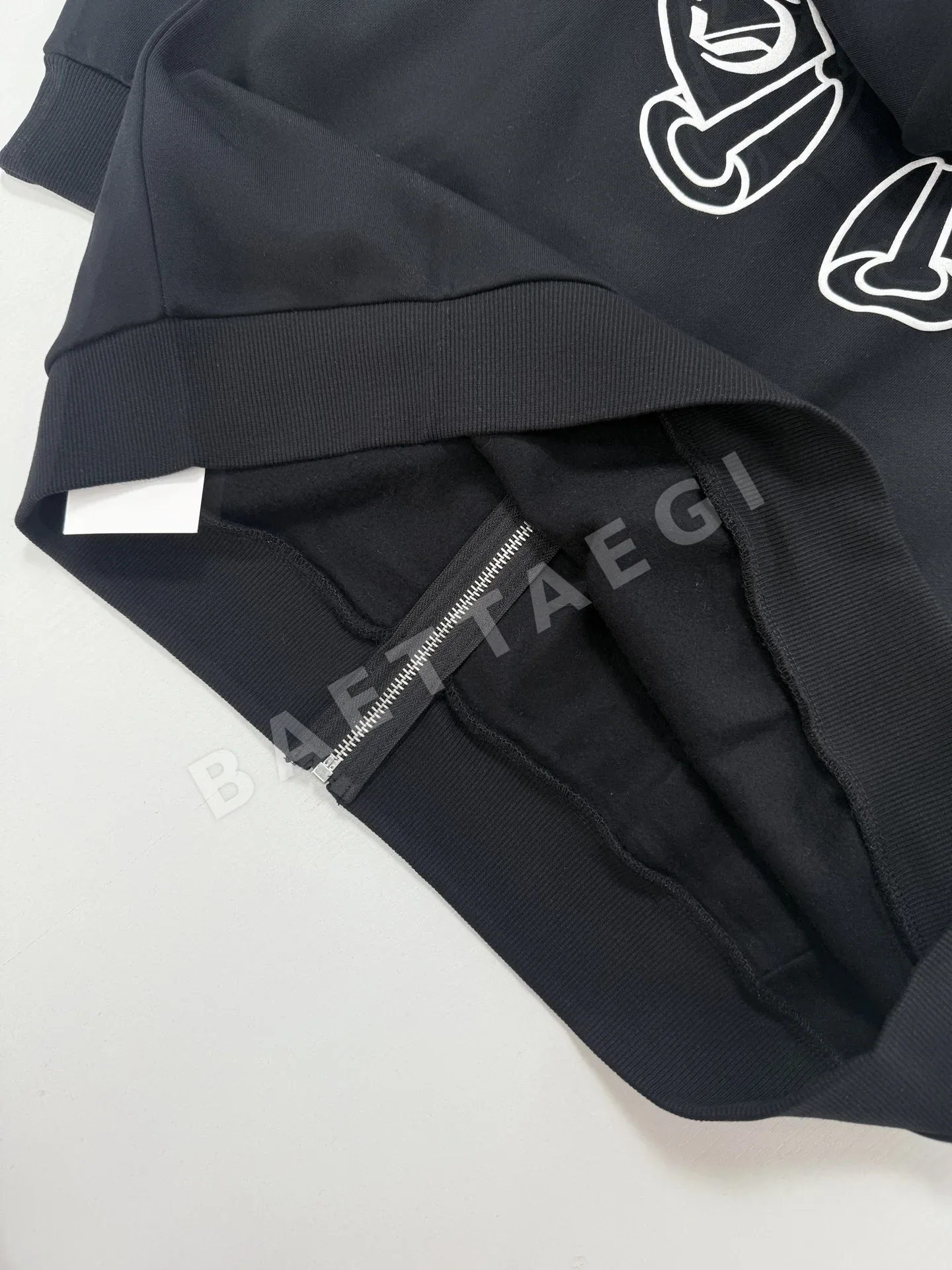 크롬하츠 호스슈 프린트 지퍼업 스웨트 자켓 상세 이미지 10