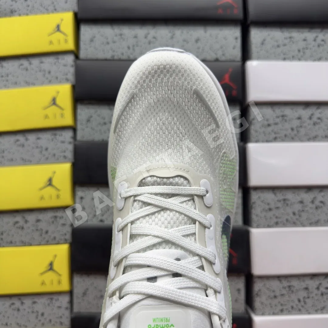 나이키 [5A] 보메로 프리미엄 HQ2050-102 201758 Nike Vomero Premium 상세 이미지 6