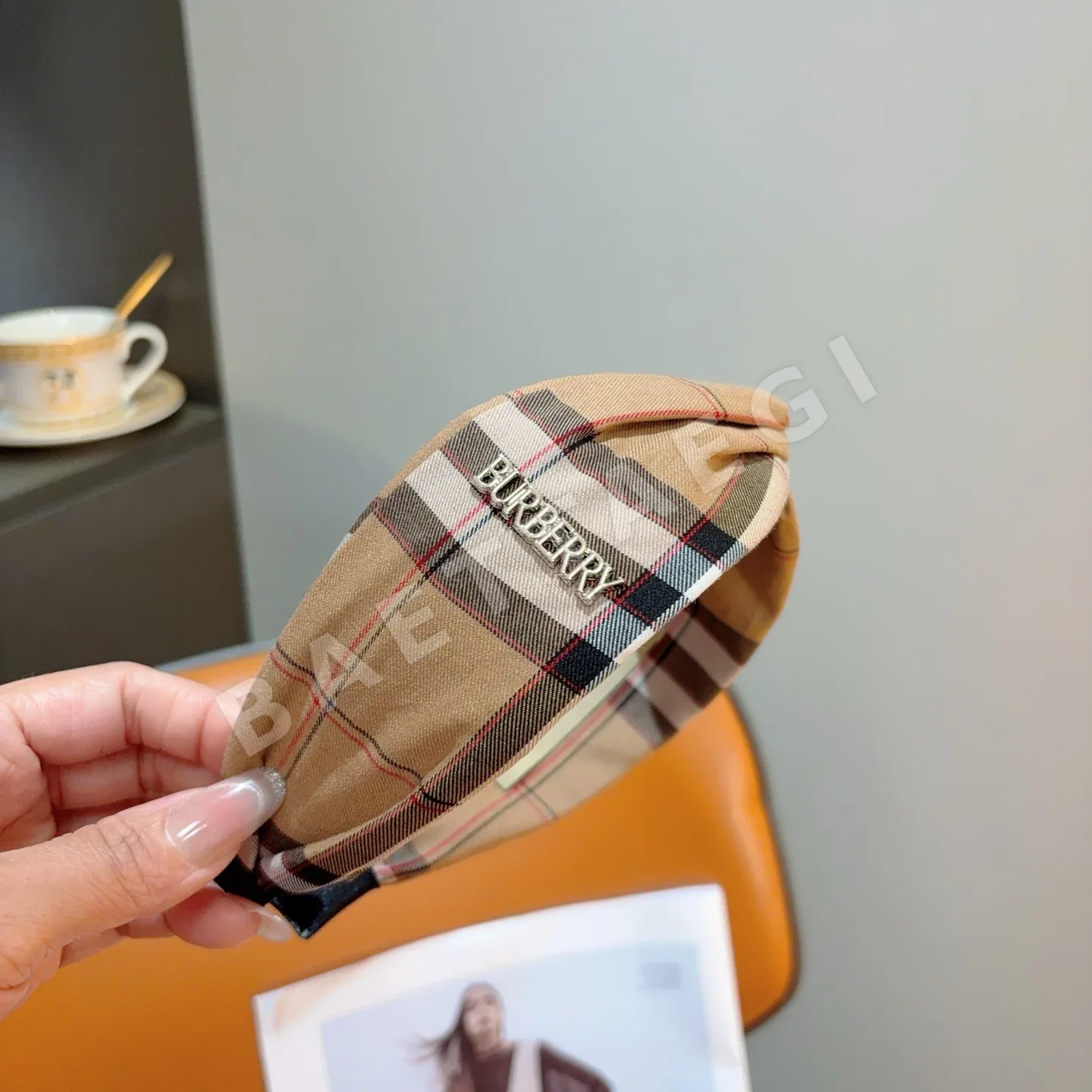 버버리 와이드 헤드밴드 헤어악세 상세 이미지 3