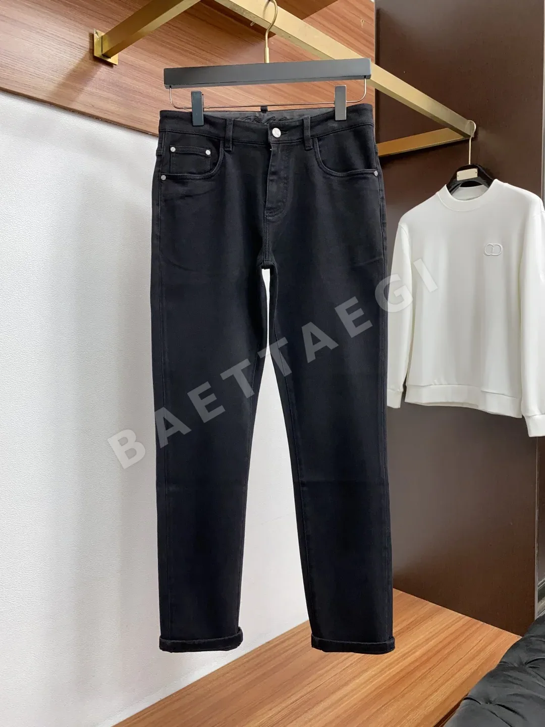 버버리 슬림핏 남성 청바지 상세 이미지 2