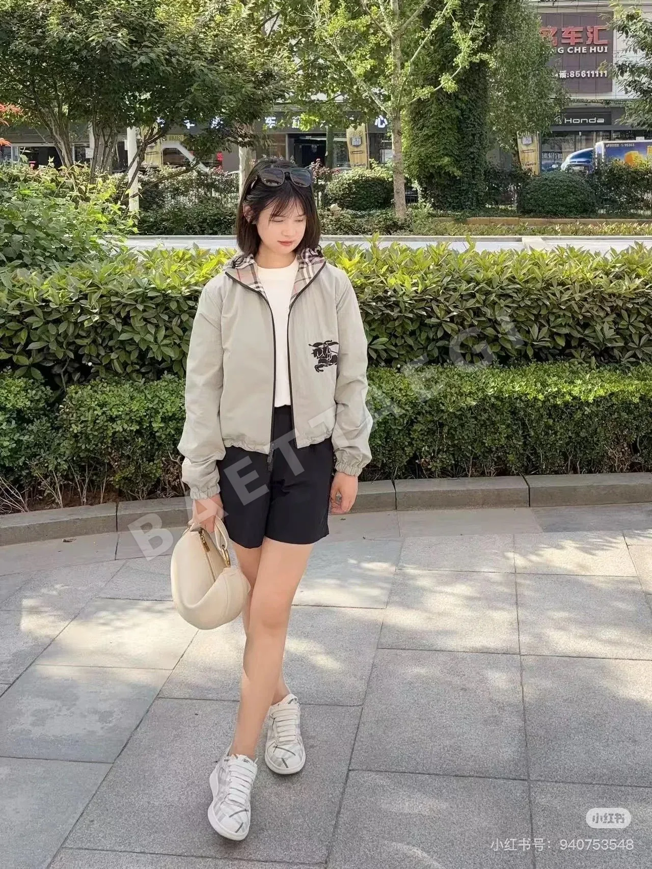 버버리 여성 자켓 상세 이미지 11