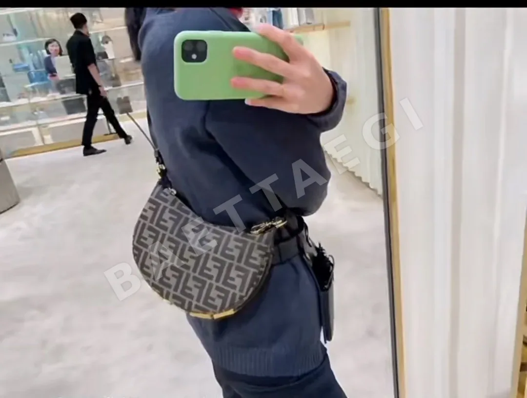 펜디 그래피 가방 상세 이미지 7