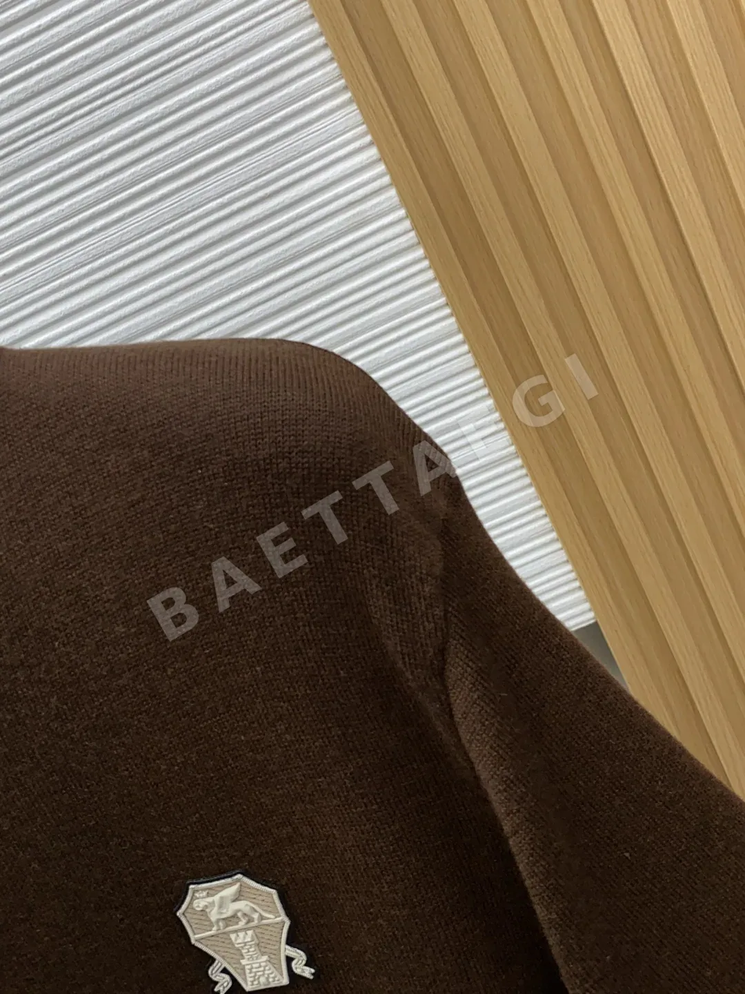 브루넬로쿠치넬리 남성 울 니트 반팔 스웨터 상세 이미지 4