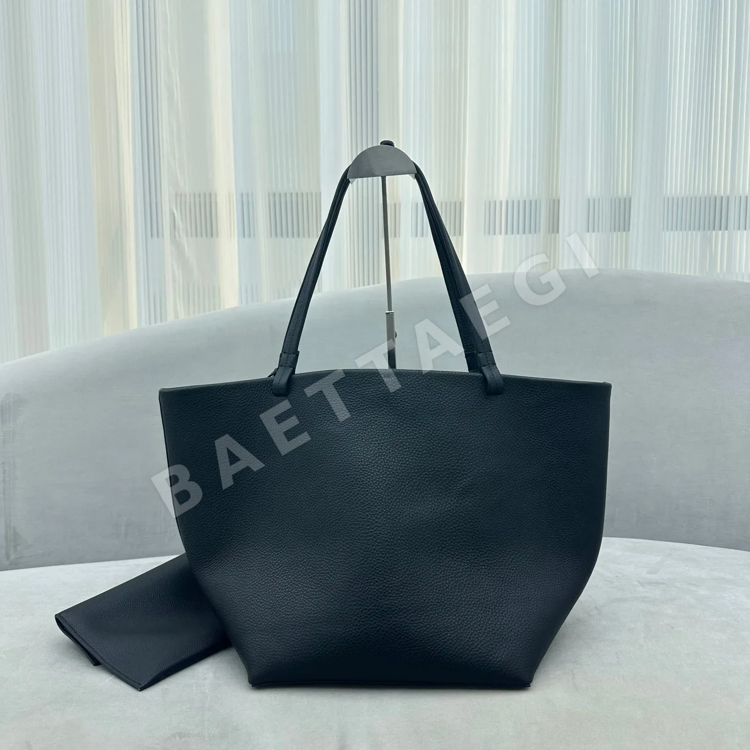 더로우 파크 토트 가방 상세 이미지 3