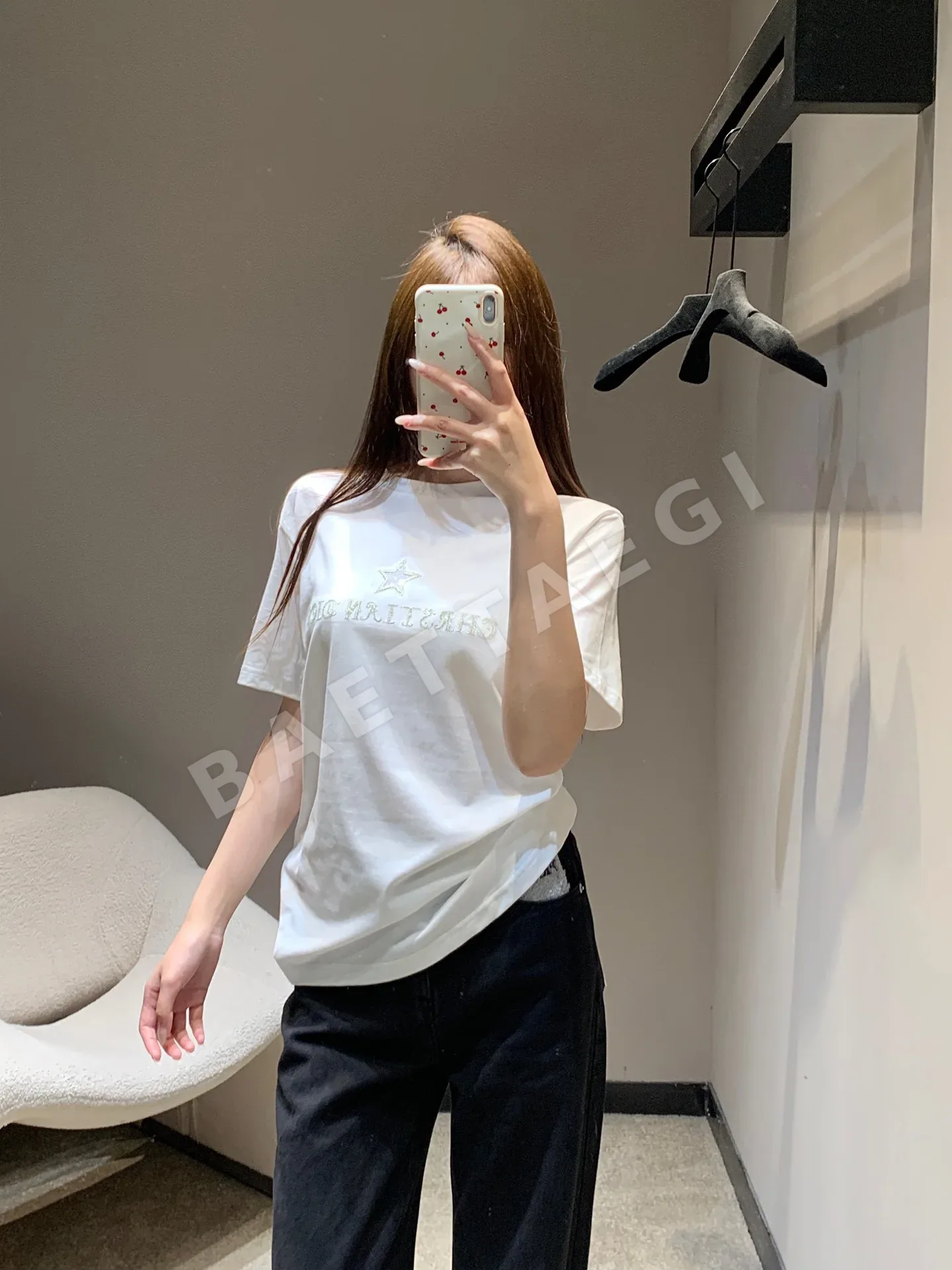 디올 레터 오각성 자수 반팔 티셔츠