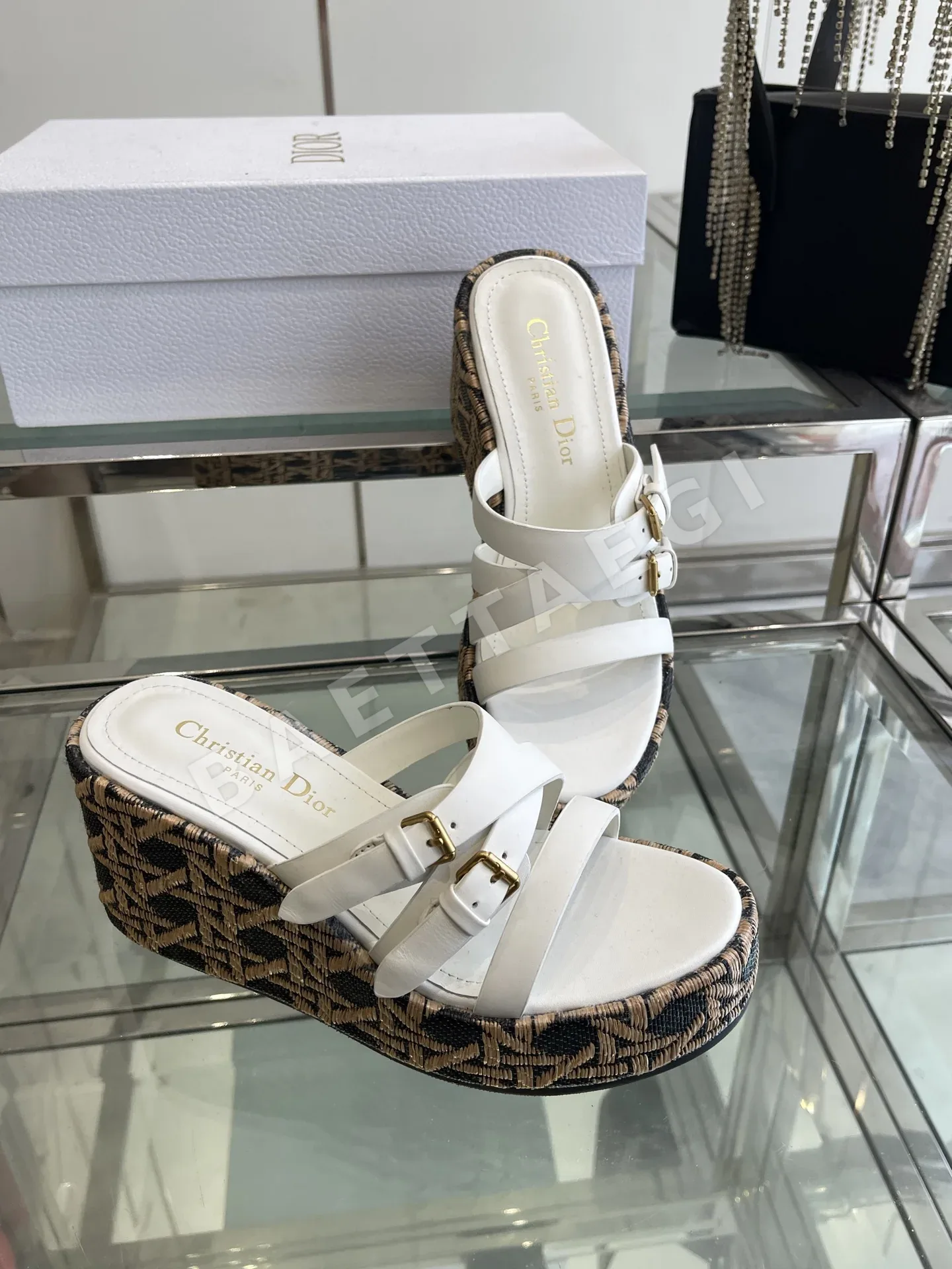 디올 D-Attitude 웨지 샌들 8612 상세 이미지 7