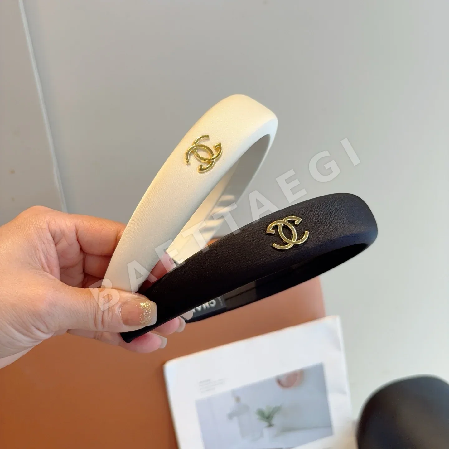 샤넬 새틴 헤어밴드 헤어악세 183574