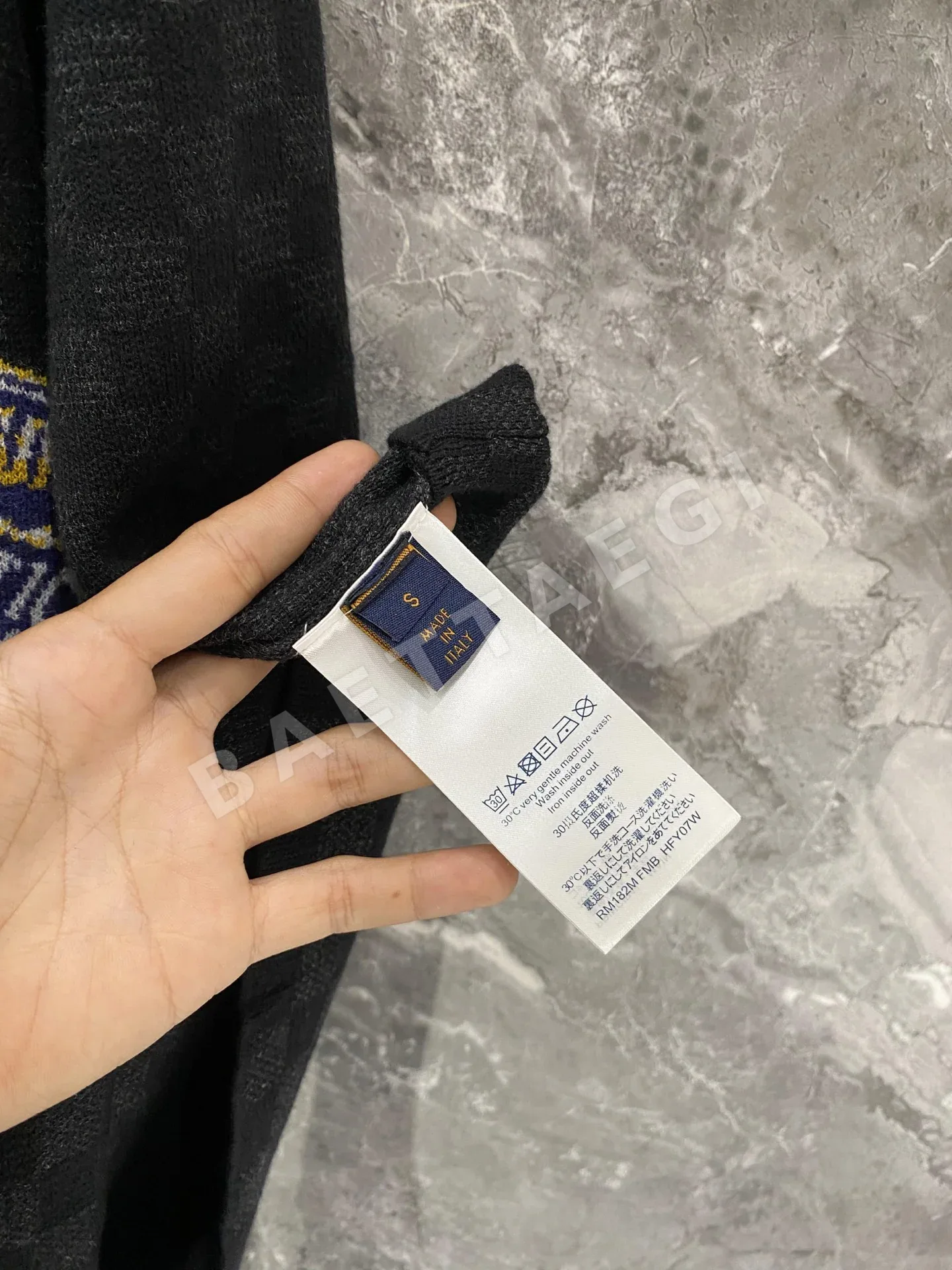 루이비통 남여공용 반팔 상세 이미지 8