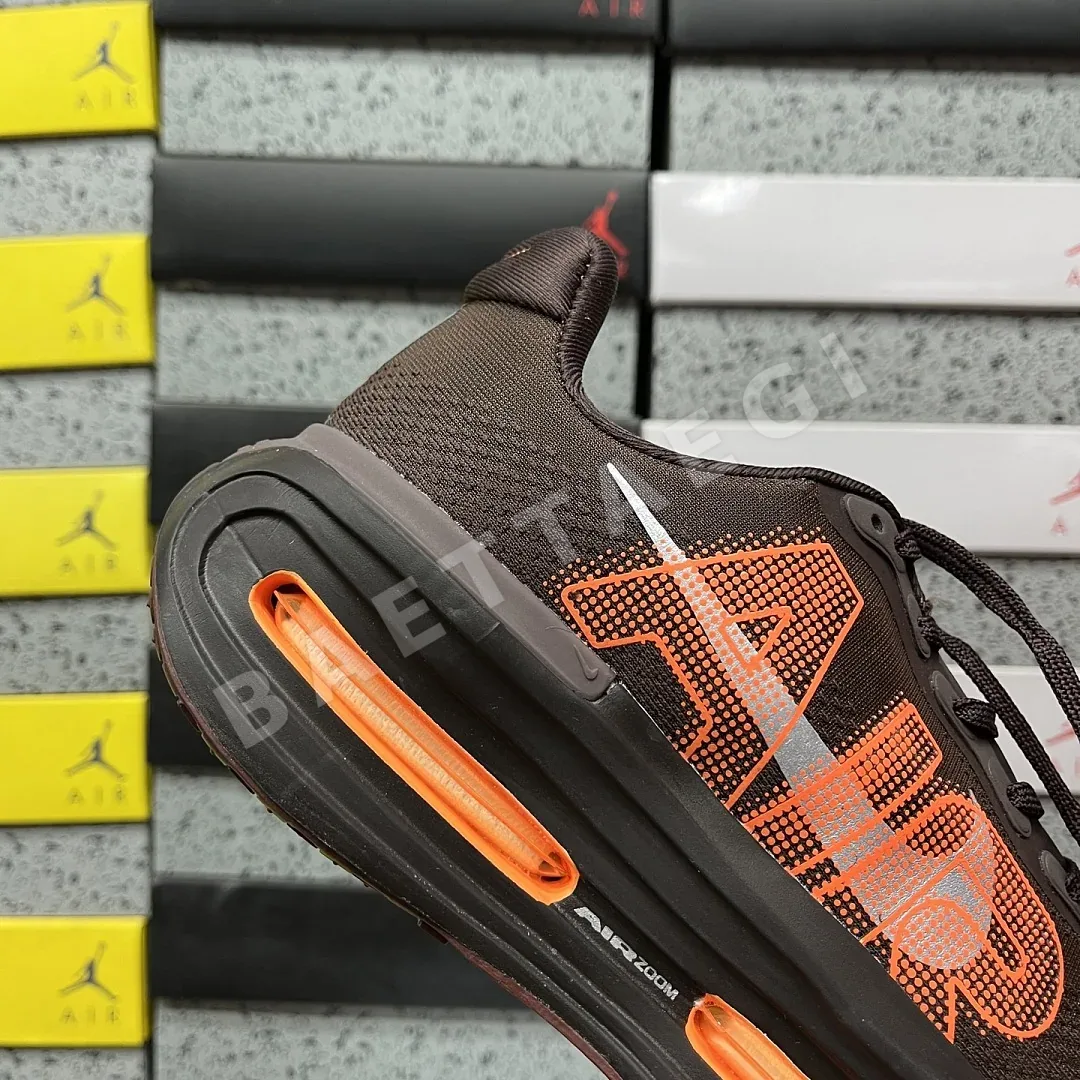 나이키 [CG] 보메로 프리미엄 IQ7314-200 201989 Nike Vomero Premium Renegade 상세 이미지 5