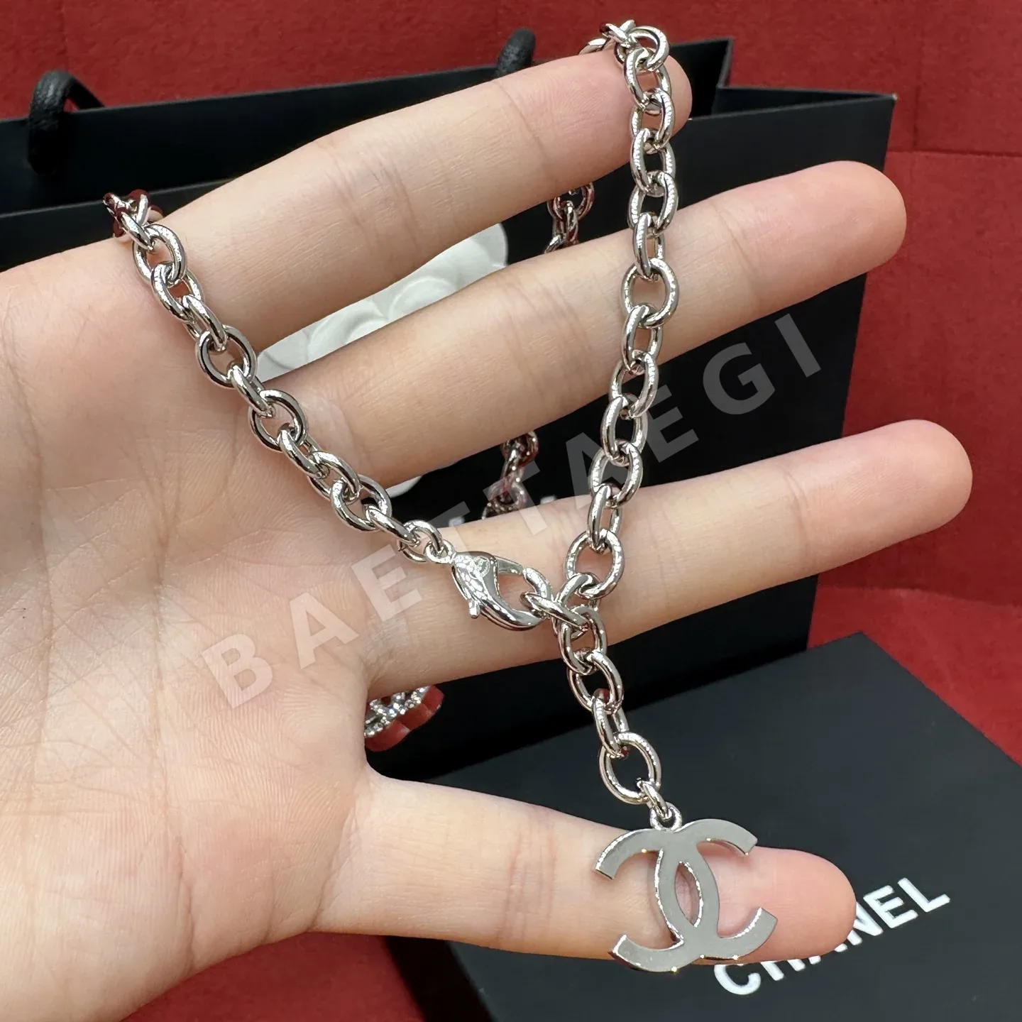 샤넬 더블 C 라인스톤 장식 목걸이 상세 이미지 3