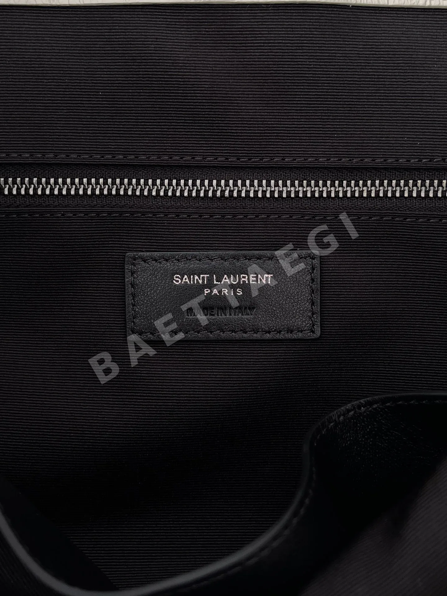 생로랑 가방 상세 이미지 6