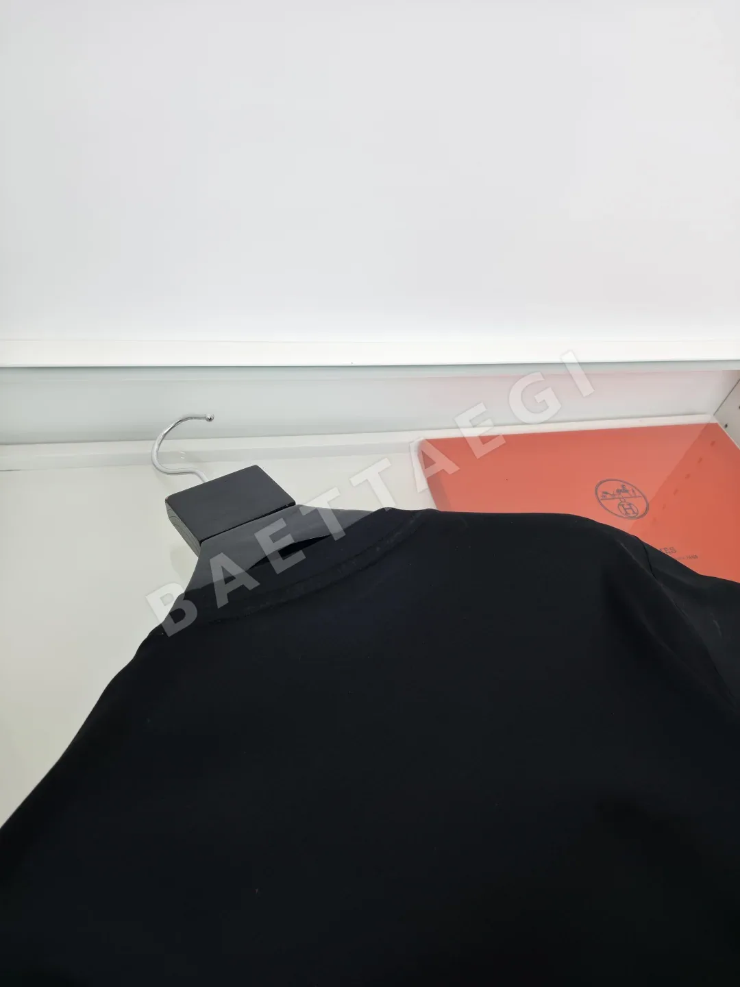 에르메스 말 패턴 자수 코튼 반팔 티셔츠 상세 이미지 9
