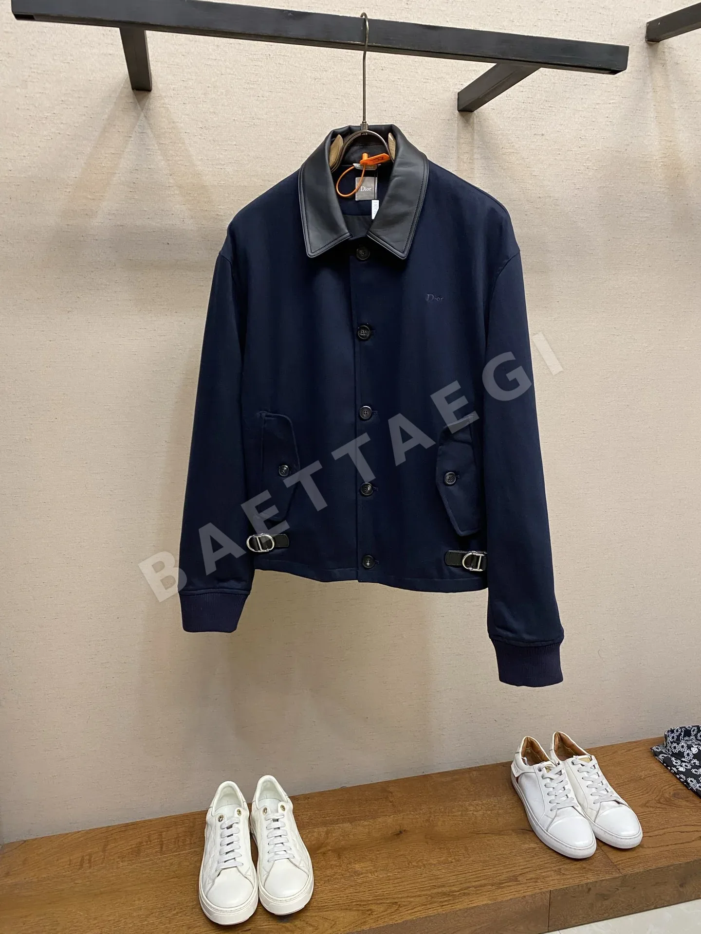 디올 자수 버클 가죽 카라 남성 자켓 153557