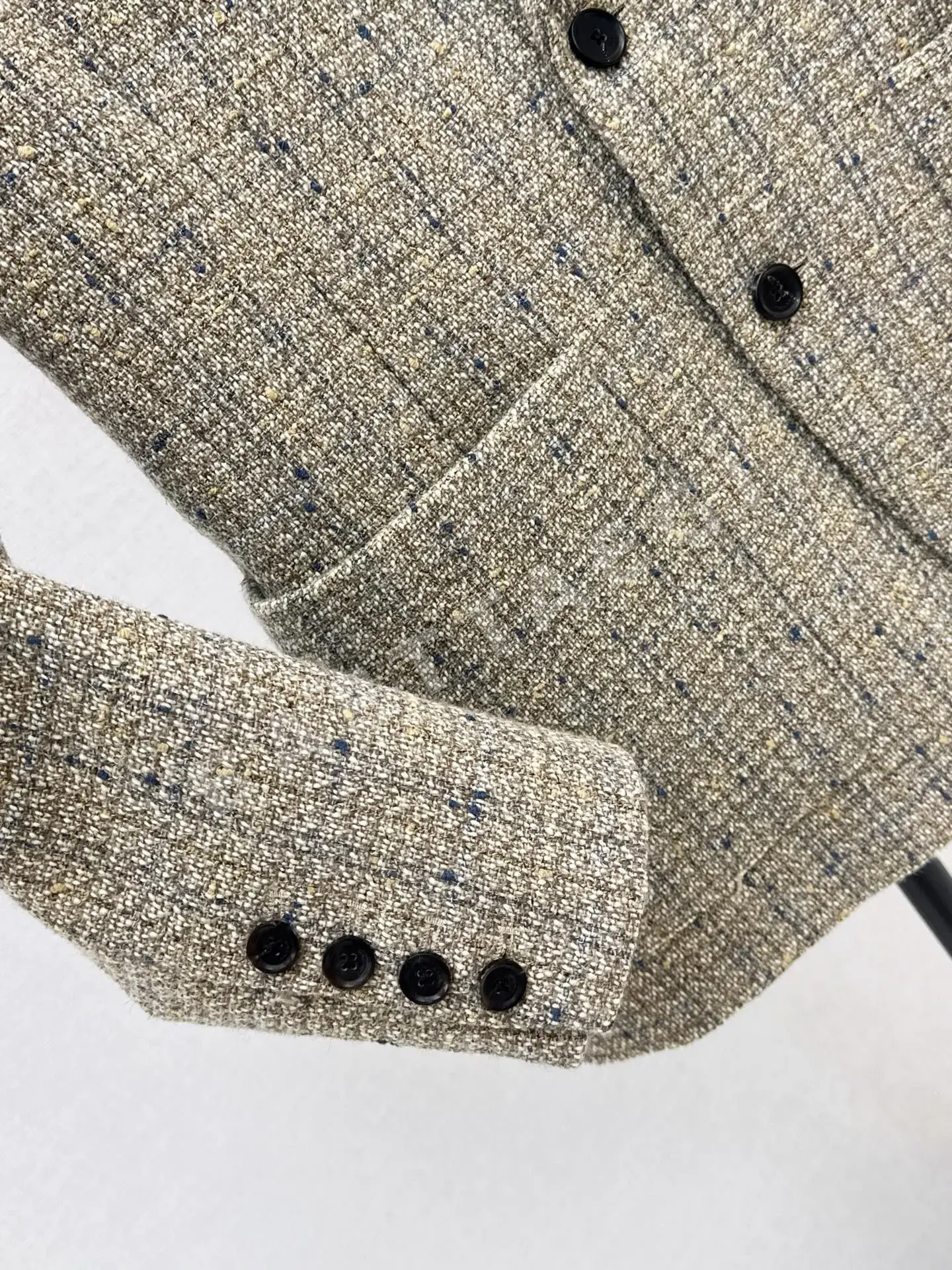 로로피아나 트위드 슬림핏 여성 자켓 상세 이미지 5