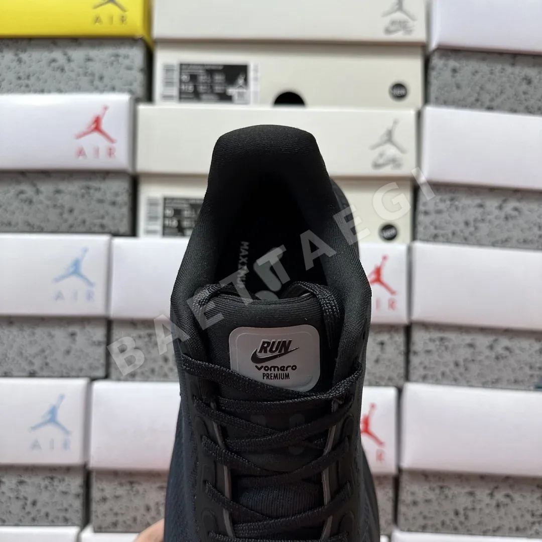 나이키 [5A] 보메로 프리미엄 SP IQ0627-001 201610 Nike Vomero Premium SP Black Mini Chrome 상세 이미지 8