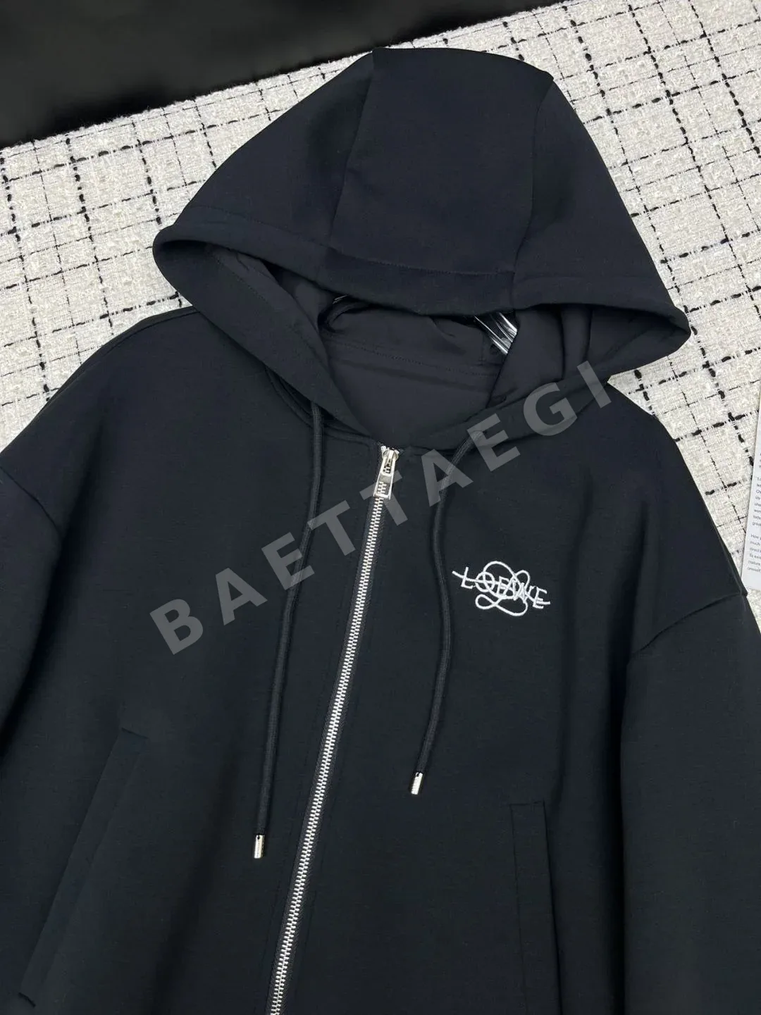 로에베 후드 드로스트링 여성 자켓 상세 이미지 5