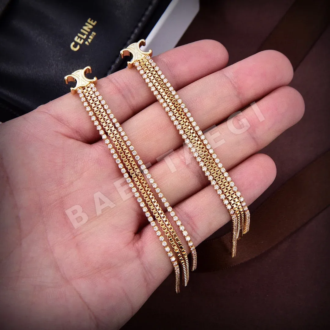 셀린느 프레클로우 18K 골드 도금 스터드 귀걸이 상세 이미지 6