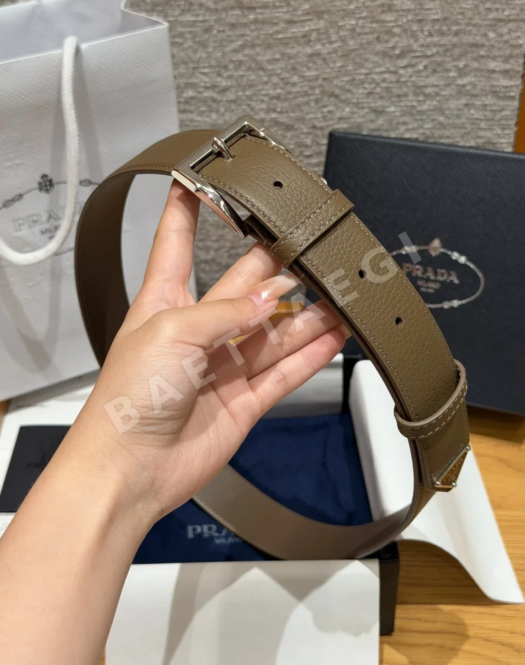 프라다 가죽 벨트 33mm 상세 이미지 3