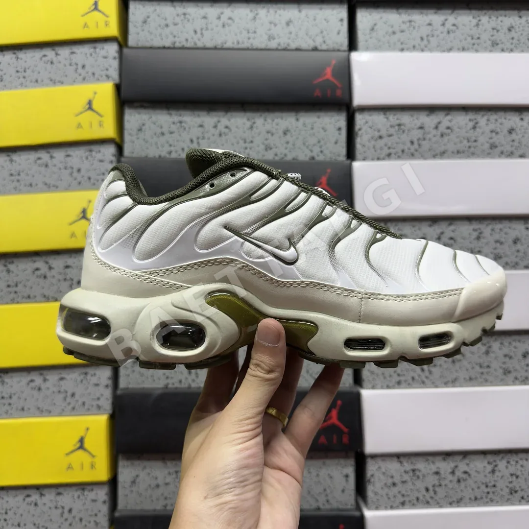 나이키 [BD] 에어 맥스 플러스 팬텀 FB9722-001 201871 Nike Air Max Plus Phantom Cargo Khaki 상세 이미지 7