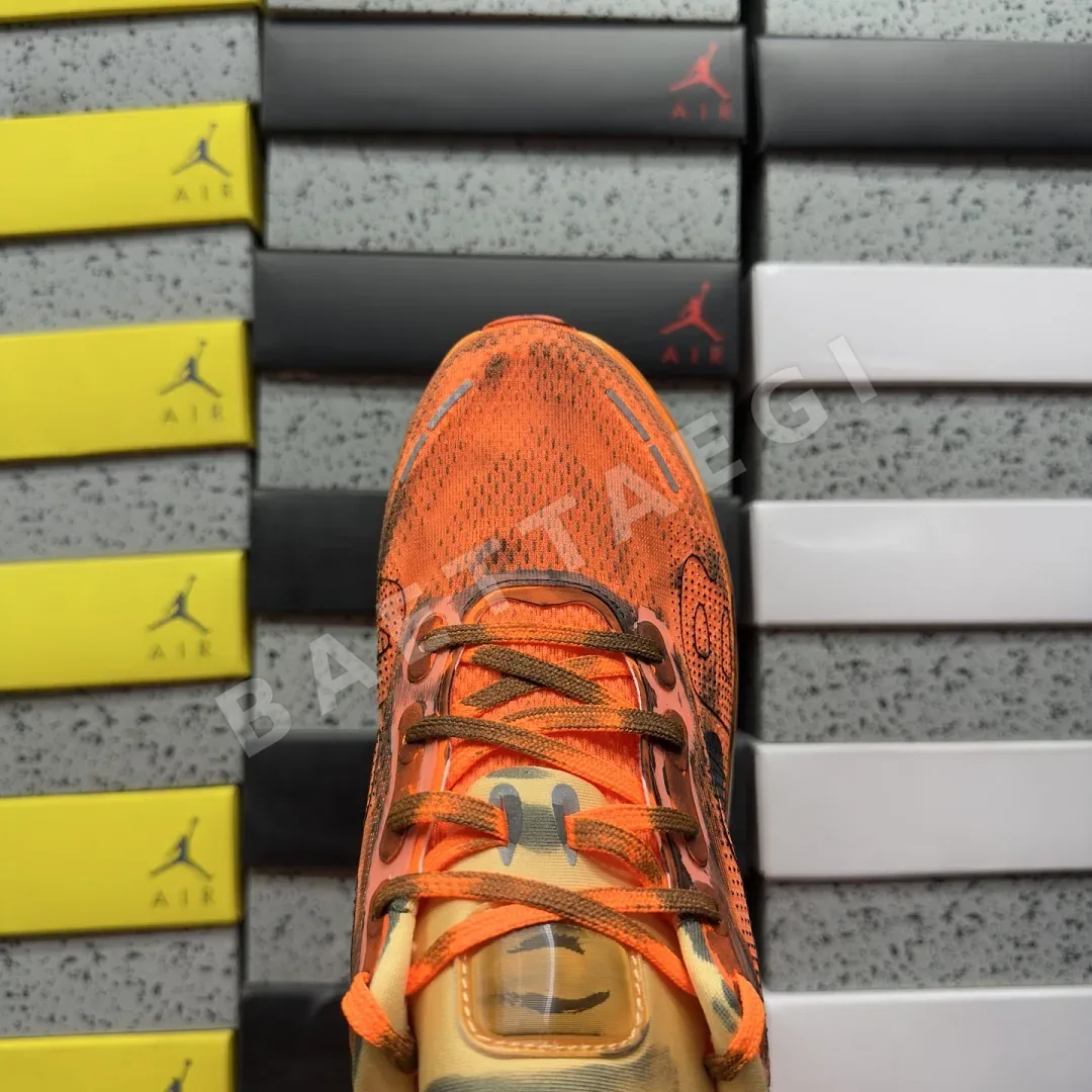 나이키 [M] 보메로 프리미엄 IQ7166-800 201746 Nike Vomero Premium Melitta Baumeister 상세 이미지 6