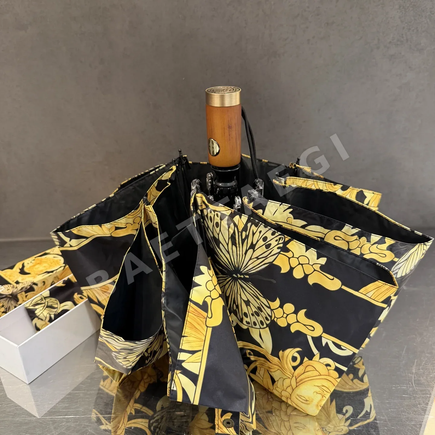 베르사체 우산 85651 Versace Umbrella 상세 이미지 5